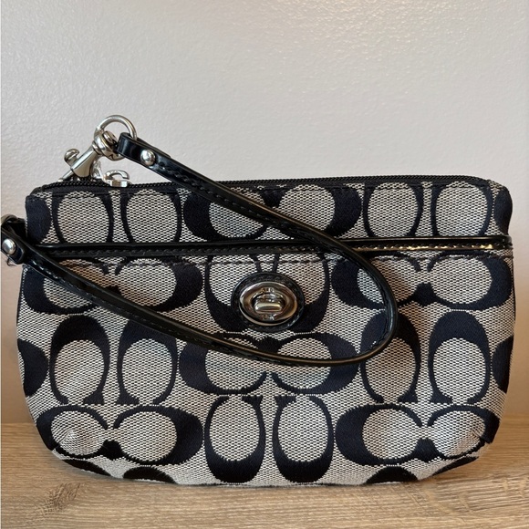 Coach Signature Accessory Pouch Wristlet Black Grey Leather Canvas - Picture 1 of 6